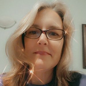 Meet your Posher, Ellen